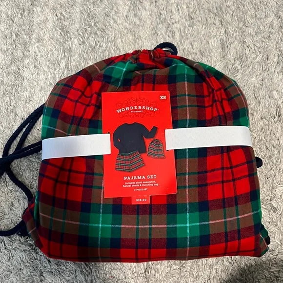 Women’s Plaid 3pc Backpack and Pajama Set - Picture 3 of 5